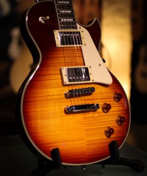 Larry Carlton L7 Tobacco Sunburst