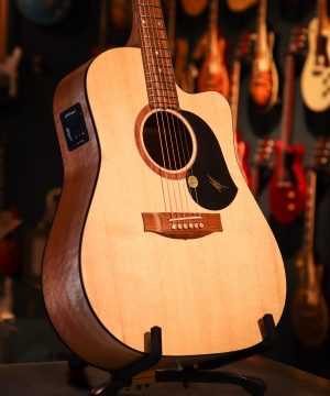 Maton SRS 60C