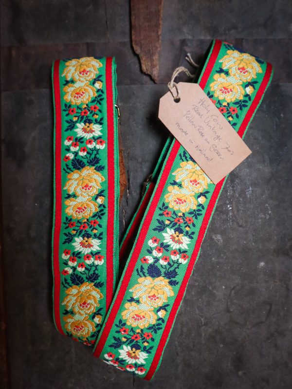 Holy Cow Real Vintage 70 Yellow Rose On Green