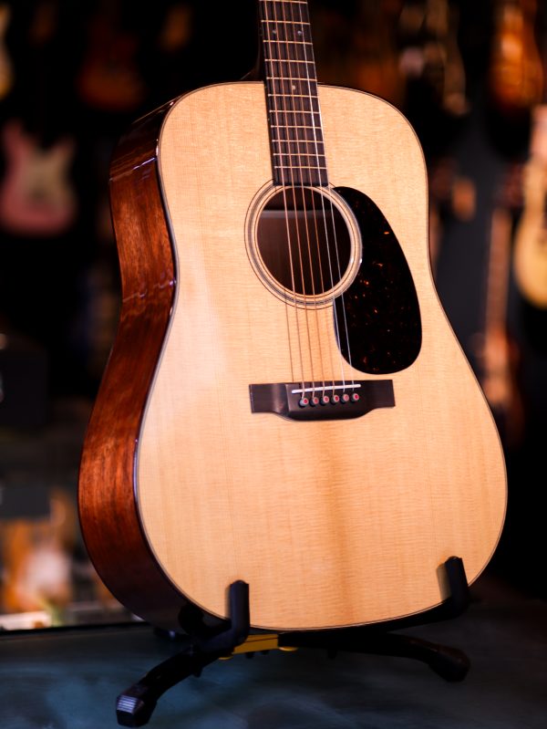 Martin D-18 Modern Deluxe