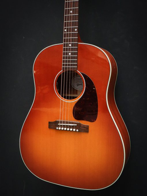 Gibson J-45 Standard Heritage Cherry Sunburst (Pre-owned) - Afbeelding 5