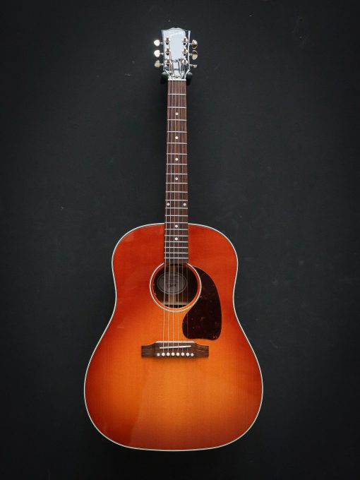 Gibson J-45 Standard Heritage Cherry Sunburst (Pre-owned) - Afbeelding 2