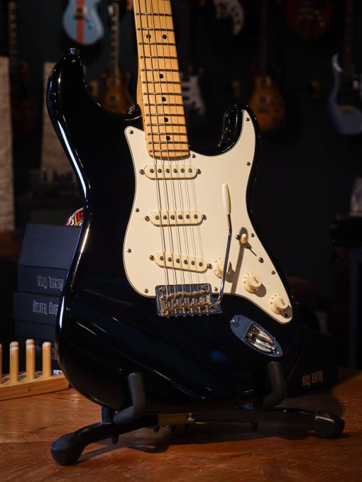 Fender American Standard Stratocaster Black Pre-Owned