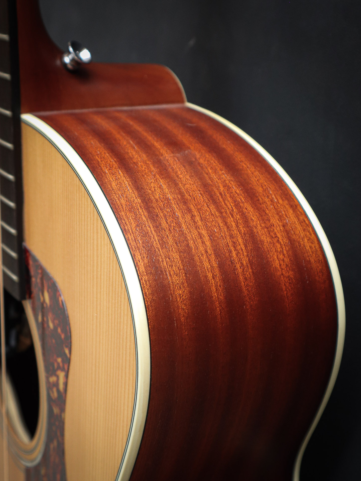 Guild B240E Pre-Owned - Afbeelding 10