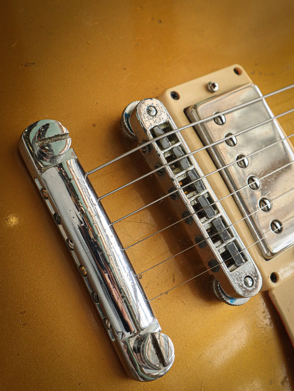 1975 Gibson Les Paul Deluxe Gold Top Pre-Owned - Afbeelding 9