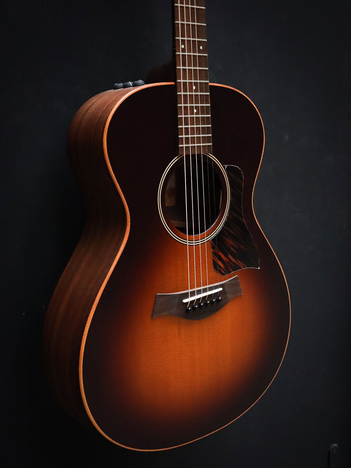 Taylor AD12e Sunburst - Afbeelding 4