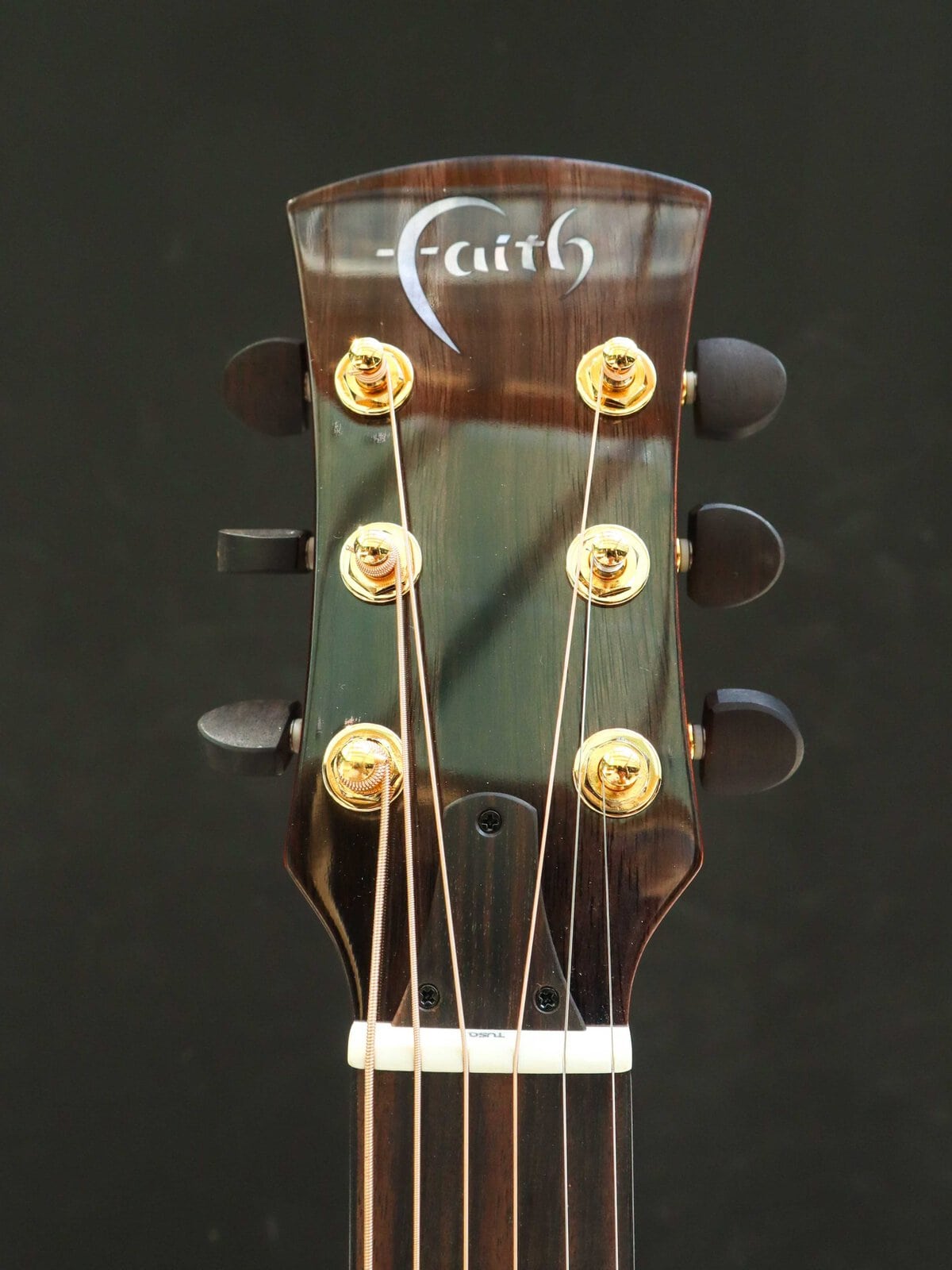 Faith Venus Blood Moon - Afbeelding 7