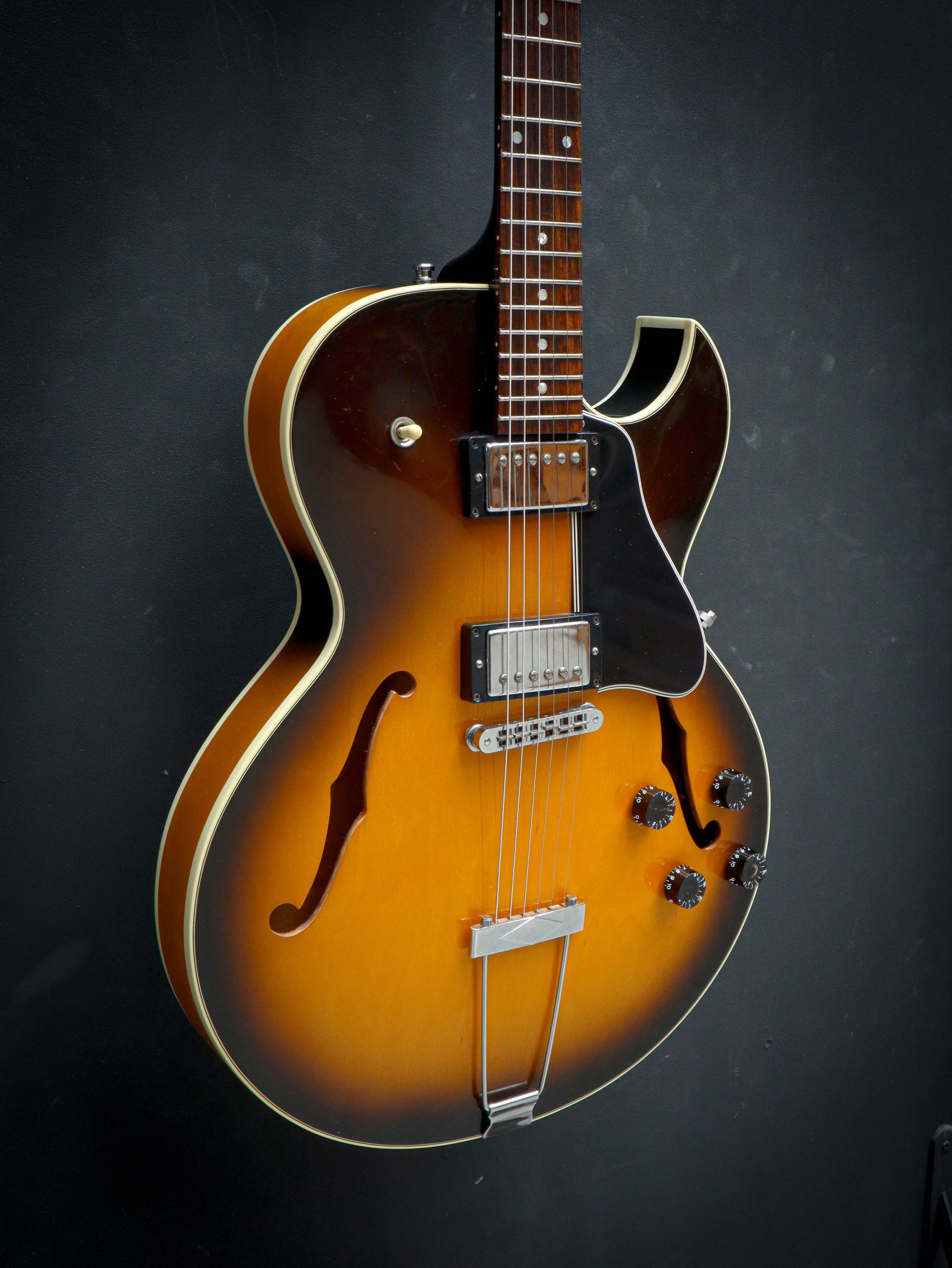 Gibson ES-135 Memphis Limited Edition 2000 - Afbeelding 4