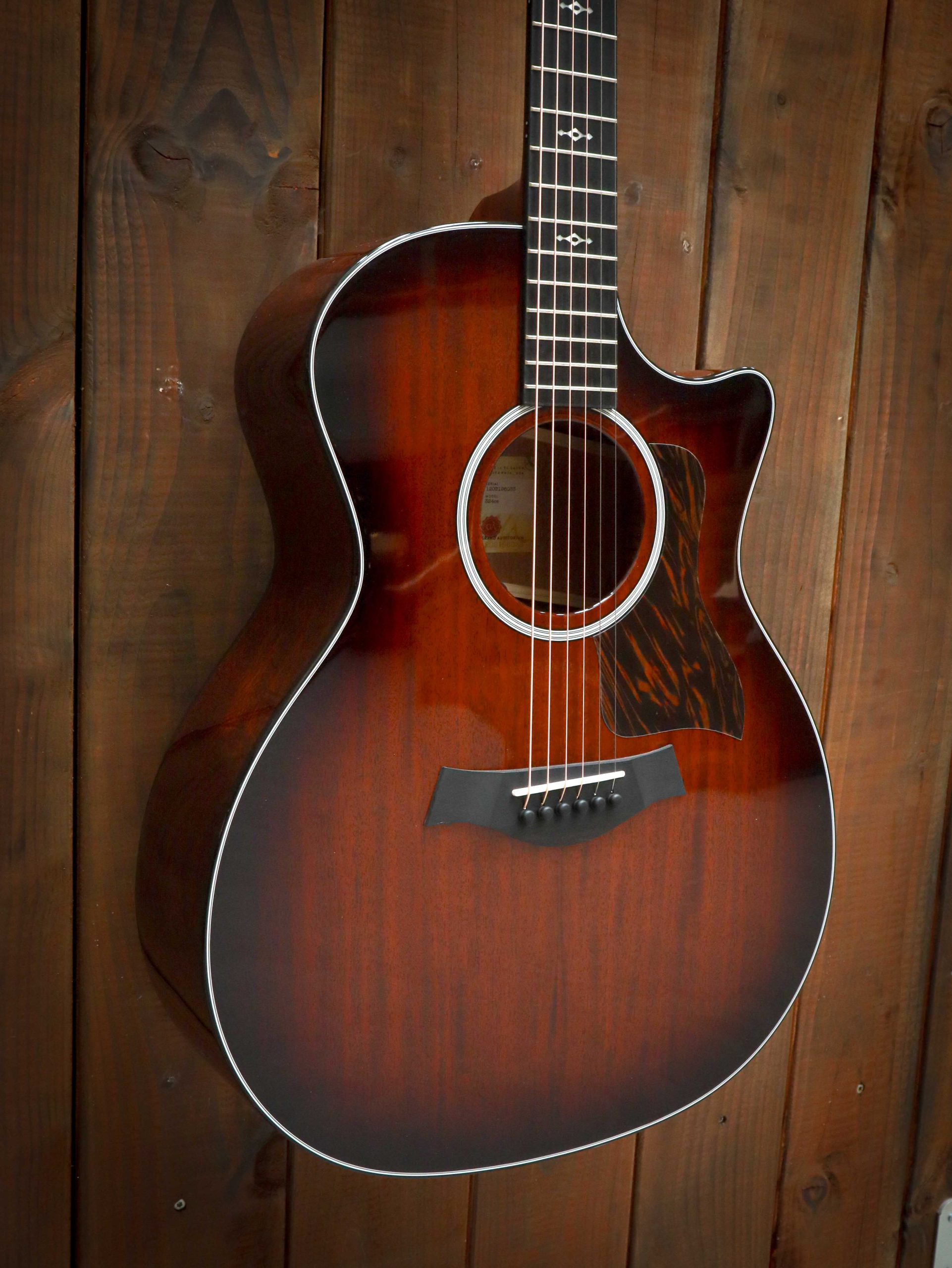 Taylor 324ce Next Generation - Afbeelding 4