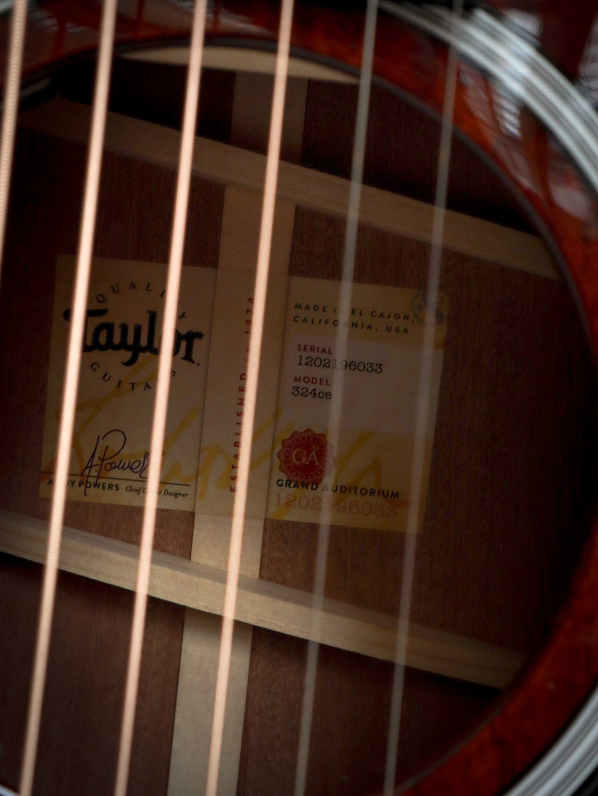 Taylor 324ce Next Generation - Afbeelding 9
