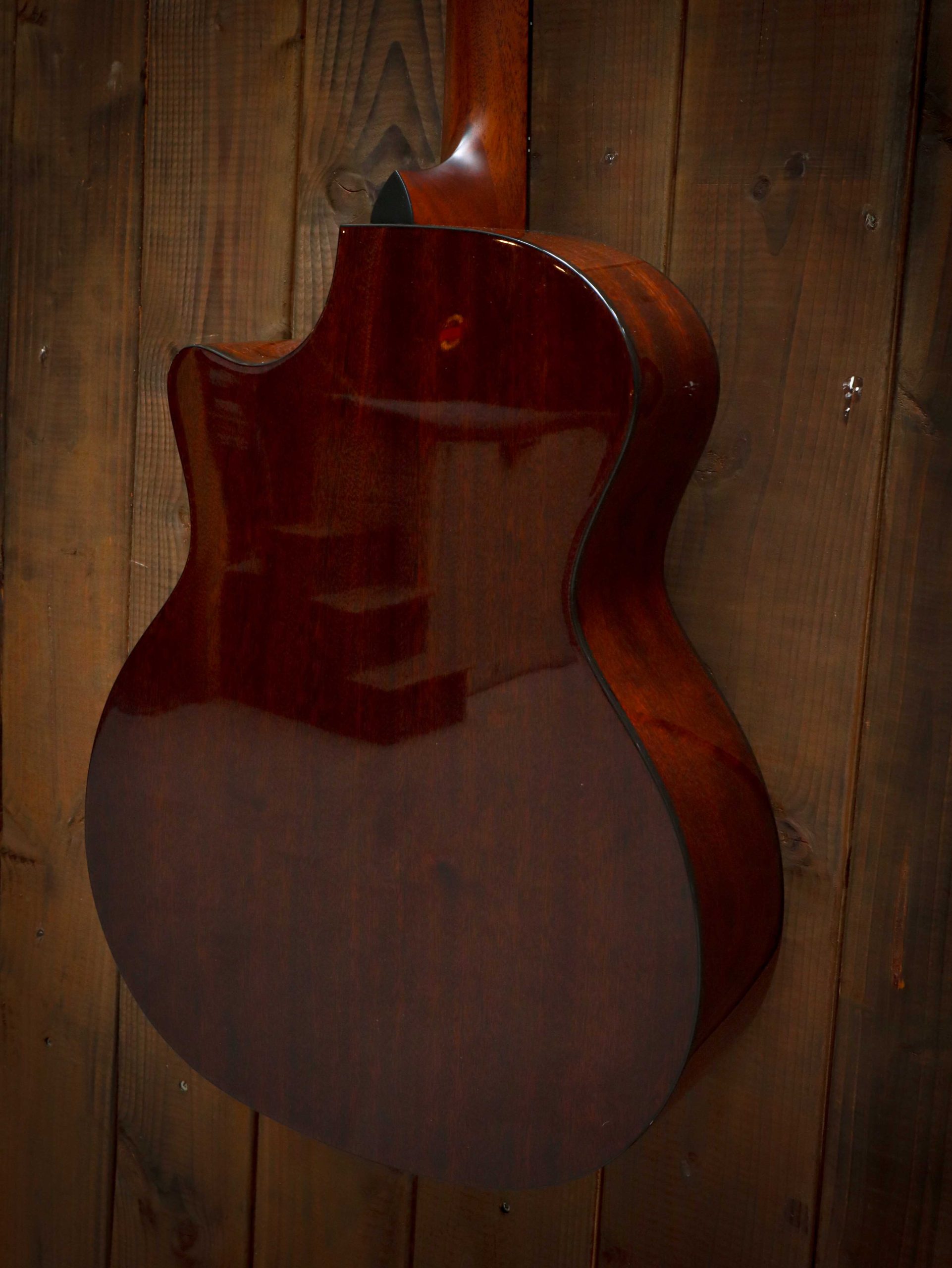 Taylor 324ce Next Generation - Afbeelding 14