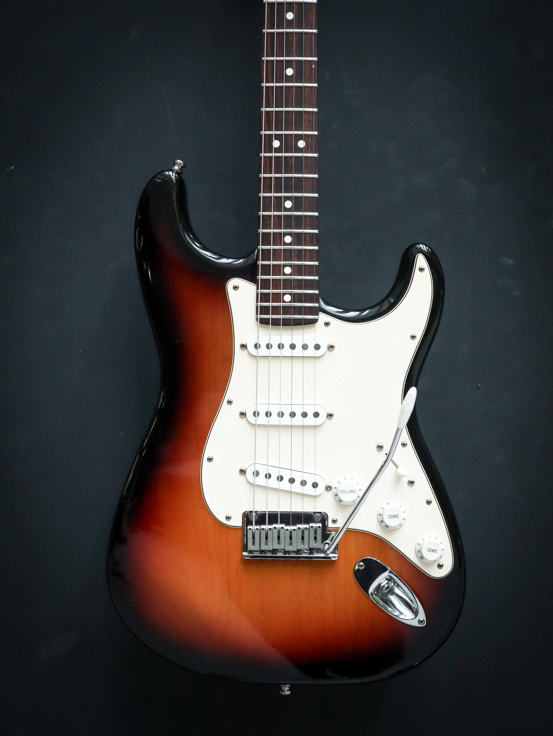 1999 Fender American Standard Stratocaster Pre-Owned - Afbeelding 3